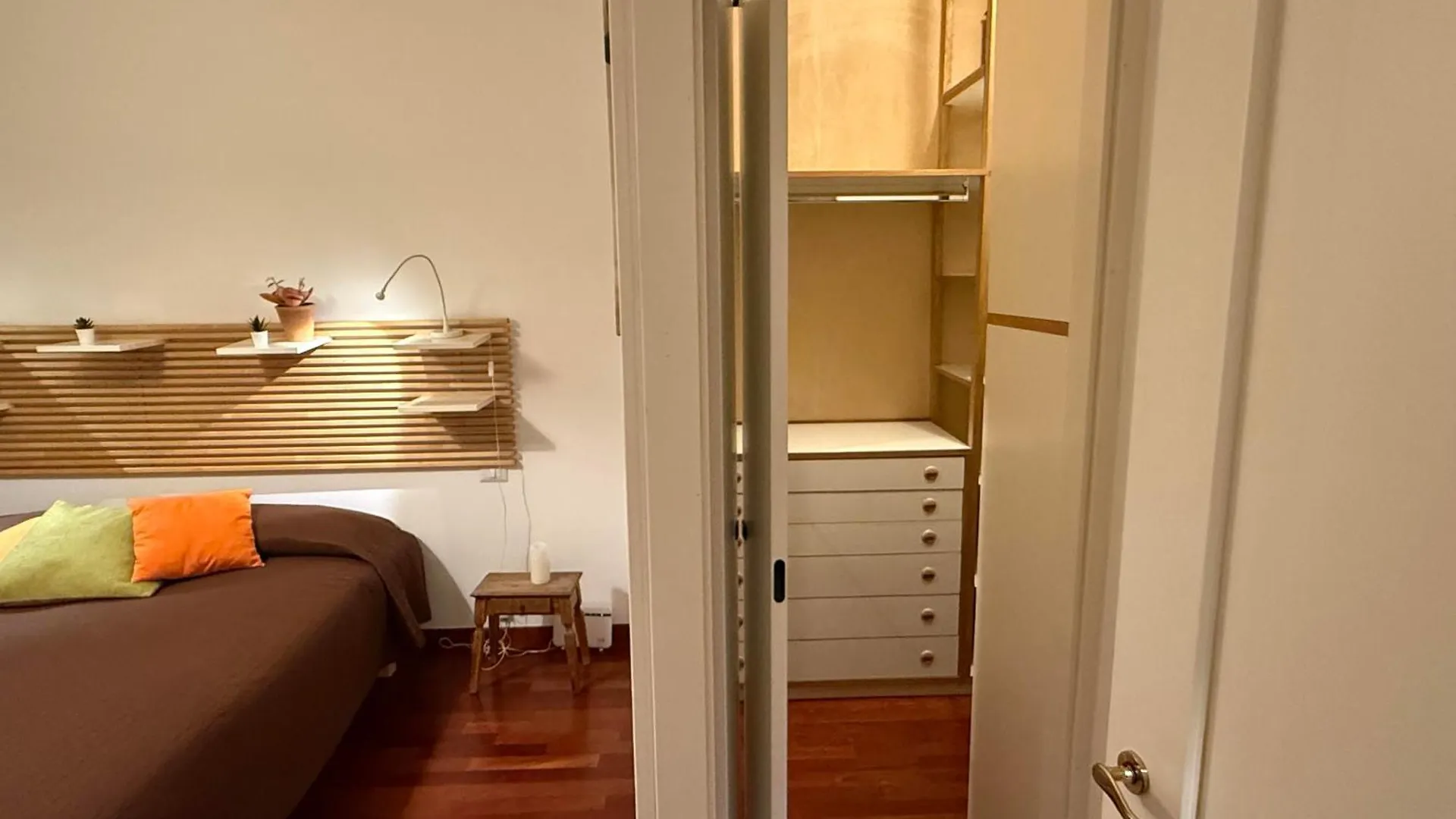 Apartamento Appartamento Angera Milão Itália