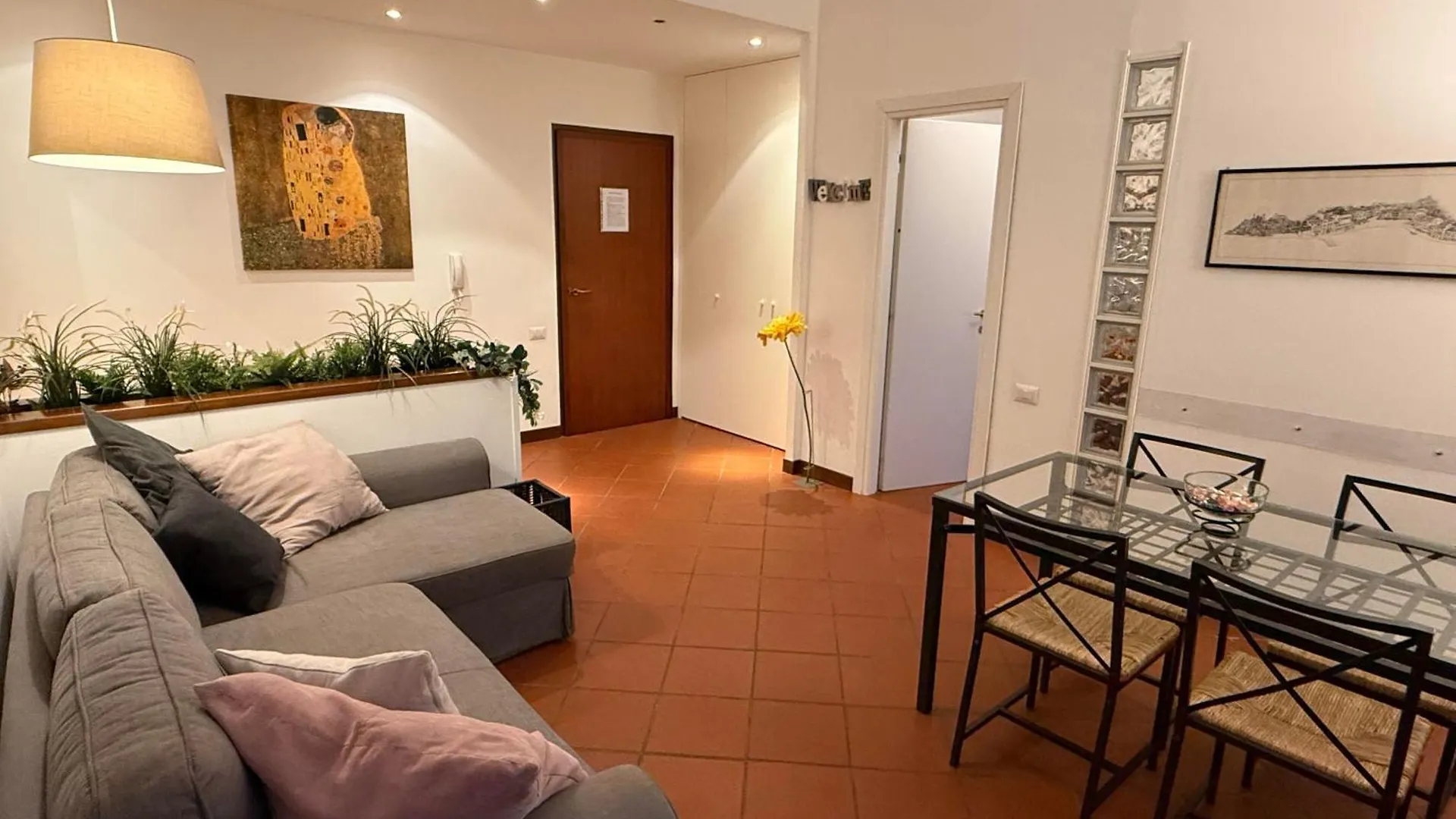 Apartamento Appartamento Angera Milão